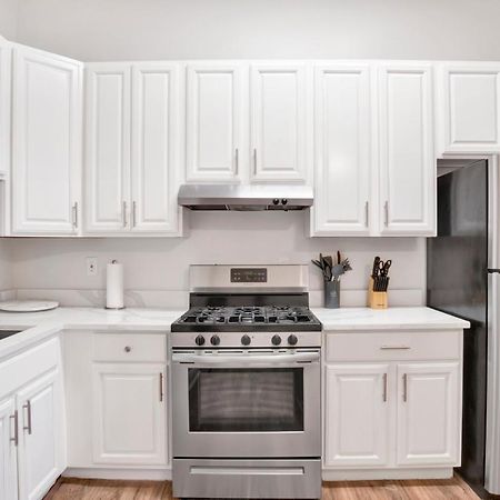 Apartamento Stars On State In The Heart Of Downtown Historic District Mobile Exterior foto
