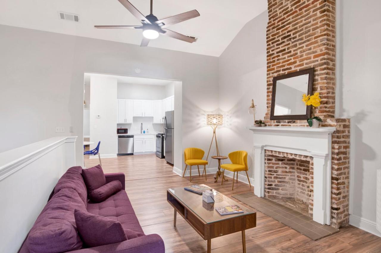 Apartamento Stars On State In The Heart Of Downtown Historic District Mobile Exterior foto